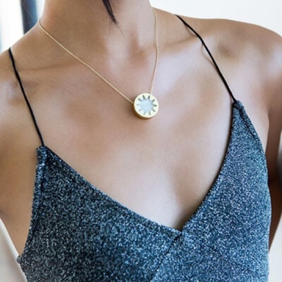 House of Harlow 1960 Jewelry - White Leather Mini Sunburst Pendant Necklace